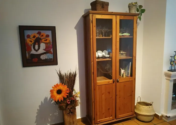 La Casa De Elias